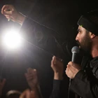 Kalbim atıyor; yine Muharrem’in kokusu geliyor.