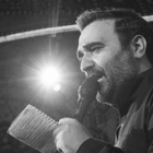 Yorgunum, efendisi tarafından geri çevrilmiş bir hizmetçi gibi